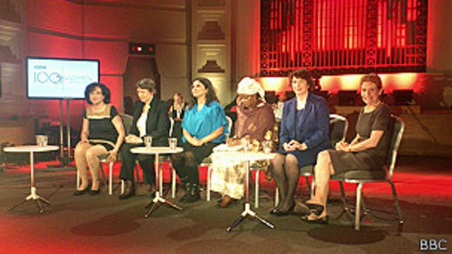 Inicio del debate de las 100 mujeres en la sede de BBc