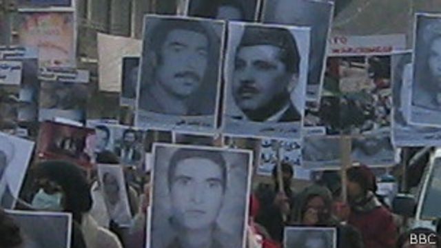 راهپیمایی در کابل برای دادخواهی و محاکمه متهمان نقض حقوق بشر Bbc News فارسی