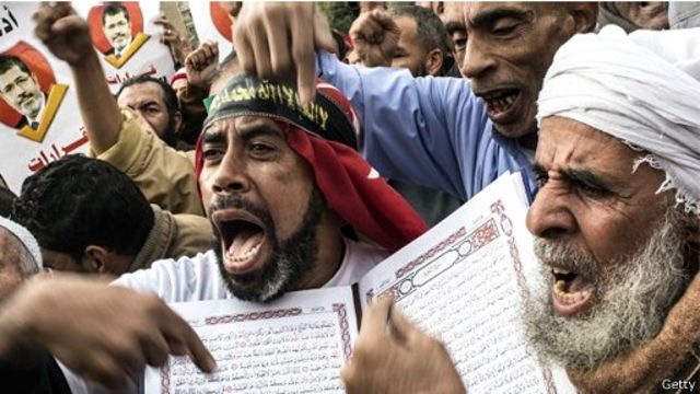 Власти Египта признали "Братьев-мусульман" террористами - BBC News Русская  служба