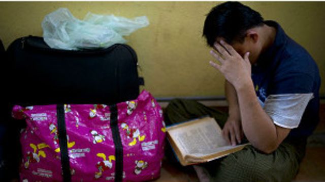 မလေးရှားရောက် မြန်မာရွေ့ပြောင်းလုပ်သား