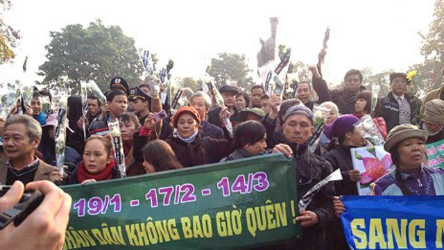 Người dân tưởng niệm hải chiến Hoàng Sa 40 năm ở Hà Nội