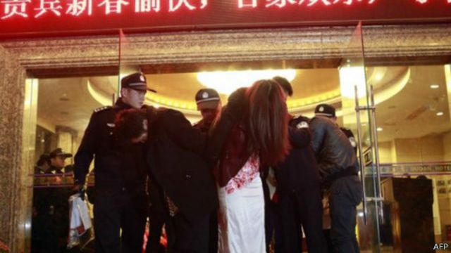 Polisi Menggerebek Kota Seks Di Cina Bbc News Indonesia 