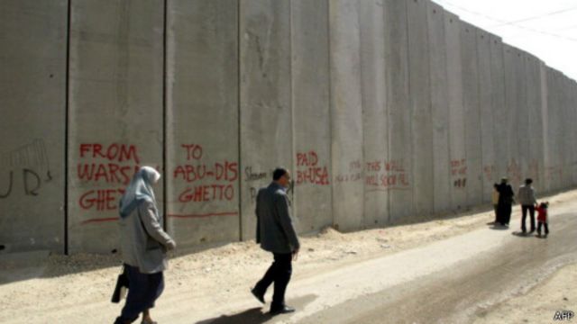 تخطت الصداقة الجدران العازلة بين الفلسطينين والإسرائيليين