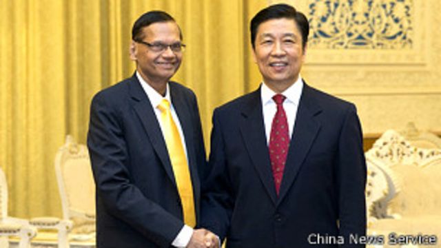 இலங்கை வெளியுறவு அமைச்சர் ஜீ.எல். பீரிஸ் -சீனாவின் துணைப் பிரதமர் லீ யுவான்சாவோ