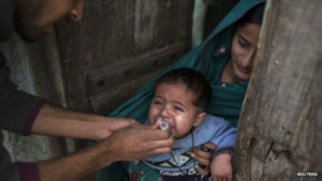 مقتل 11 من العاملين بحملة تطعيم ضد شلل الاطفال بباكستان Bbc News عربي