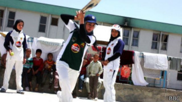 اعتراض تیم ملی کریکت زنان افغانستان Bbc News فارسی