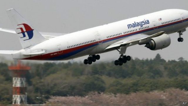 فهد ممتلئ بصق  الطائرة الماليزية المفقودة: ماذا نعرف عن الرحلة MH370؟ - BBC News عربي