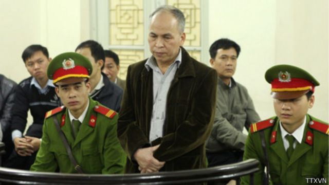 Ông Phạm Viết Đào tại phiên tòa sáng 19/3 ở Hà Nội