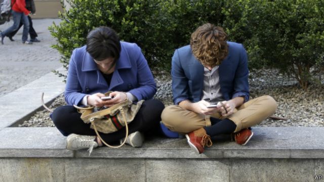 App to avoid friends