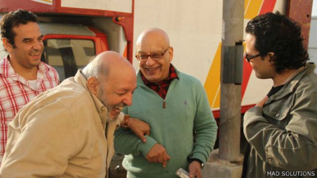 المخرج محمد خان مواطن مصري بعد سنوات من الإصرار Bbc News عربي