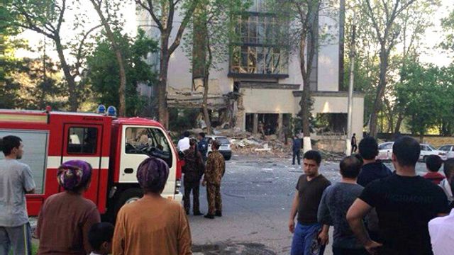 Тошкентдаги бизнес марказда портлаш содир бўлди - BBC News O'zbek