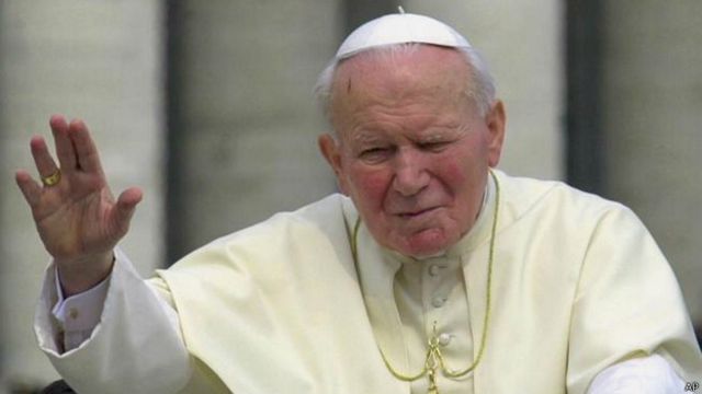 Los cristianos que se oponen a que Juan Pablo II sea santo - BBC News Mundo