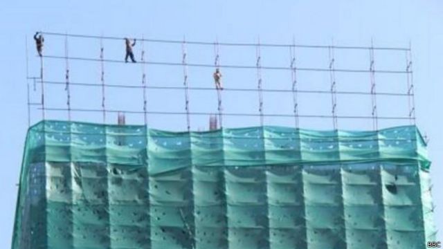 نگاهی به وضعیت کار و کارگر در افغانستان Bbc News فارسی