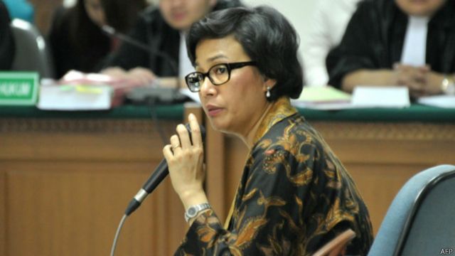 Sri Mulyani bersaksi pada sidang Bank Century - BBC News ...