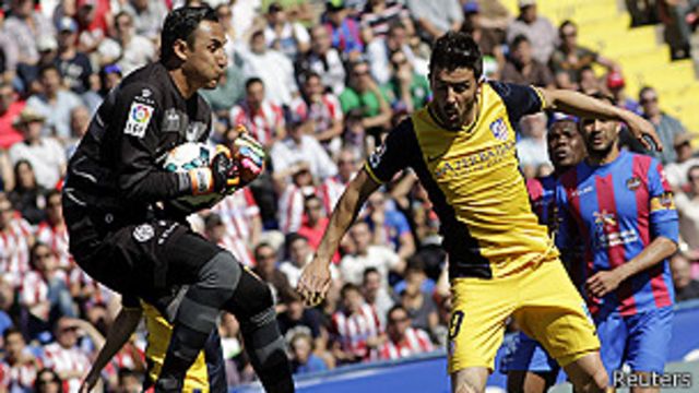 Fútbol Atlético Madrid 2-0 con Levante - BBC Mundo