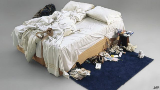 英国艺术品 我的床 拍出2万英镑 c 英伦网