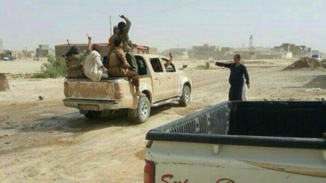 الأزمة العراقية مسلحون يدخلون تكريت بعد سيطرتهم على الموصل Bbc News عربي