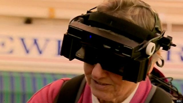 envase estéreo láser Gafas inteligentes contra la ceguera progresiva - BBC News Mundo