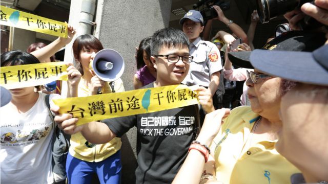 台灣本土獨派團體也高調抗議張志軍到訪台灣。