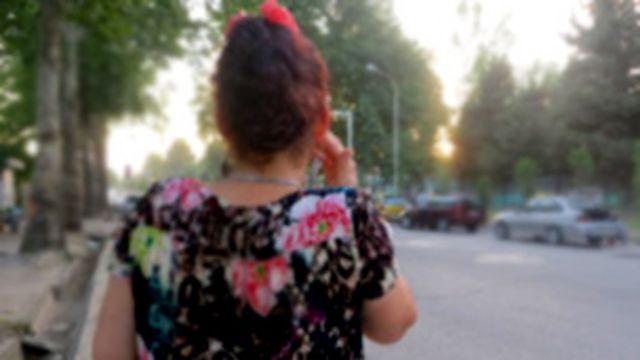 هر شب که برای جلب مشتری بیرون می روم دست و پاهایم می لرزد Bbc News فارسی