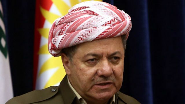 قال البرزاني إنه لا يشعر انه يجب التقيد بالدستور العراقي الذي ينص على وحدة الدولة