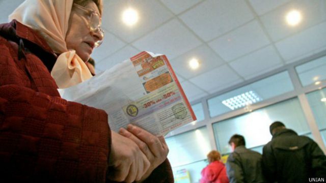 Новыми платежками за коммунальные ужаснутся не только пенсионеры, но и большинство семей в Украине