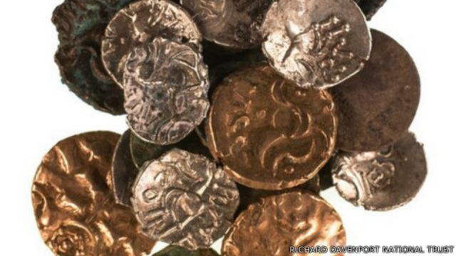 Segundo especialistas, é a primeira vez que moedas de duas civilizações distintas são encontradas juntas