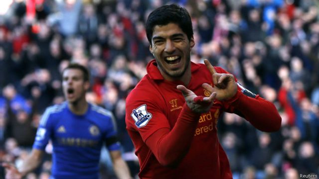 Барселона" купила у "Ливерпуля" уругвайца Луиса Суареса - BBC News Русская служба