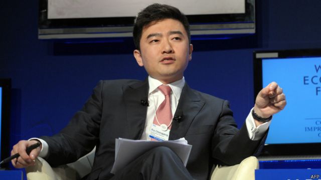 芮成钢因英语出色,成为许多中国年轻人的偶像