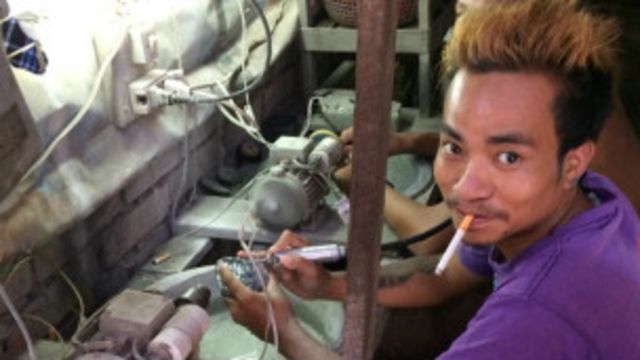 Batu giok Myanmar banyak diselundupkan - BBC News Indonesia