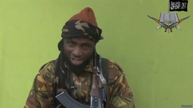 Shugaban Boko Haram Abubakar Shekau ya fada a wani sabon video cewa a shirye yake ya tatattauna musayar 'yan matan da fursunoni 'yan uwansu da ake tsare da su.