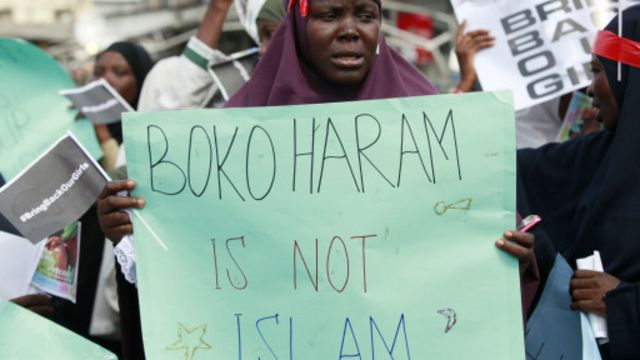 Wazazi wa wanafunzi waliotekwa nyara na Boko Haram nchini Nigeria wakiishi kwa kilio