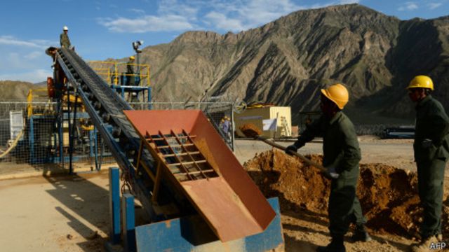 قوت و ضعف قانون جدید معادن افغانستان Bbc News فارسی