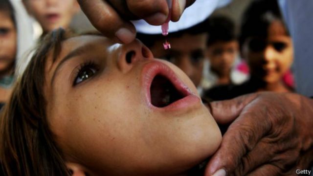 كانت مكافحة شلل الأطفال واحدة من قصص النجاح الكبرى على مستوى الصحة العالمية