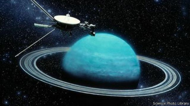 مرت المركبة الفضائية فوياج 2 التابعة لوكالة ناسا بالقرب من كوكب أورانوس عام 1986.