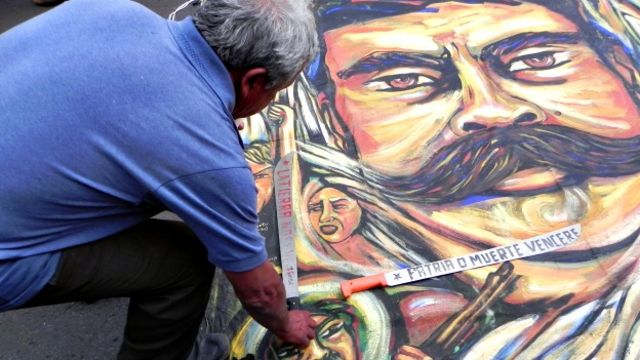 Protesta de vecinos de Atenco en contra del nuevo aeropuerto de Ciudad de México. Foto: BBC
