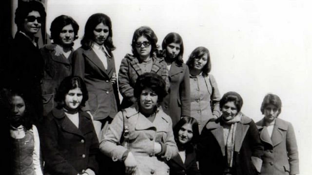 زن پیشتاز جنبش چپ افغانستان تصاویری از زندگی آناهیتا راتب زاد Bbc News فارسی