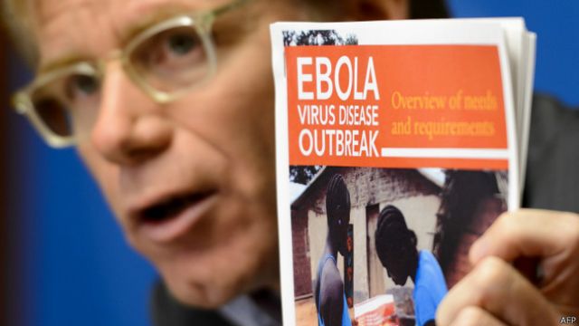 El subdirector general de la OMS advirtió que el ébola puede convertirse en una catástrofe humanitaria.