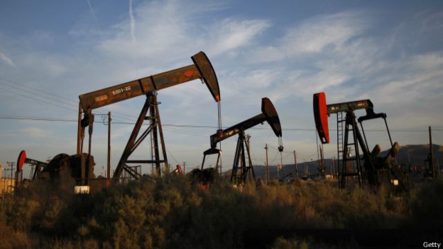 Pozo de extracción de petróleo en California