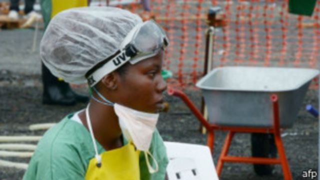 trabajador de la salud del ébola