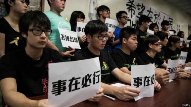 罢课