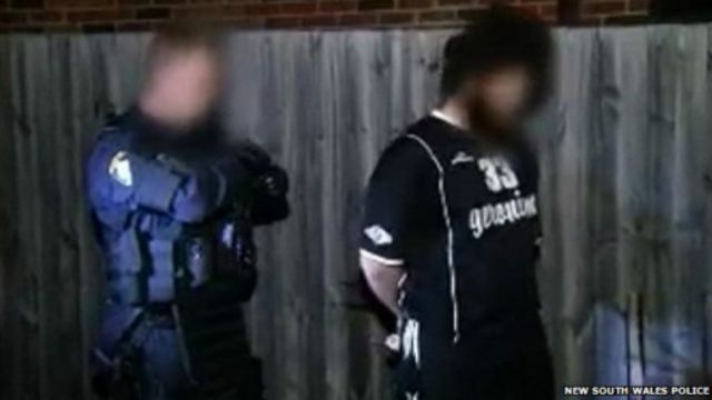 الشرطة الاسترالية تعتقل مشتبه بهم