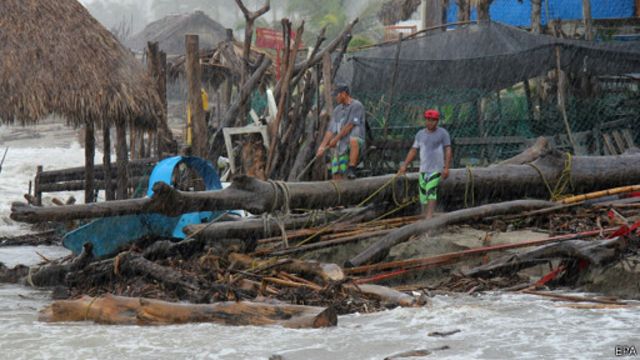 Fuertes lluvias en Acapulco