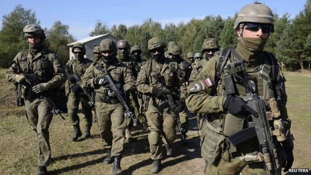 بولندا وليتوانيا تحرصان على تعزيز دفاعاتهما بعد قيام روسيا بضم شبه جزيرة القرم