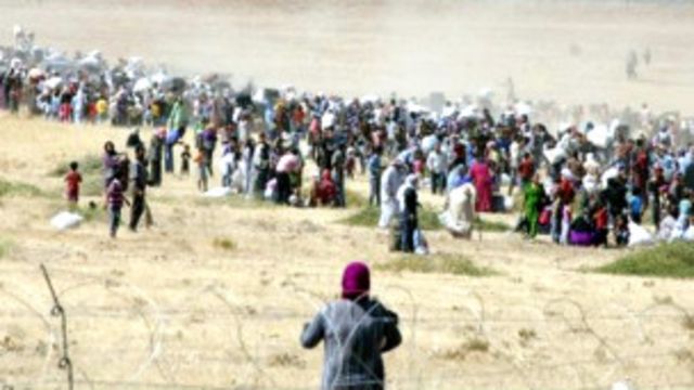 Des Kurdes originaires de la ville de Kobane en Syrie réfugiés en Turquie.