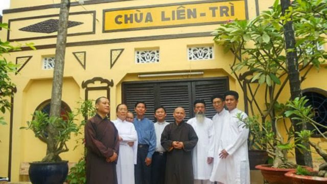 Chùa liên trì bị yêu cầu giao mặt bằng bbc news tiếng việt