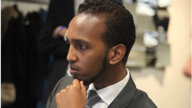 يناقش اووي حمزة في برنامجه الحواري التحديات التي تواجه الشباب الصومالي في الشتات