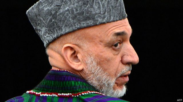 آقای کرزی اولین رئیس جمهوری است که مجال خداحافظی میابد، حکومتهای قبلی در افغانستان عمدتا با خونریزی پایان یافته است