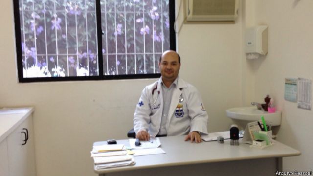 Dr. Cláudio Simosono / Crédito: Arquivo Pessoal