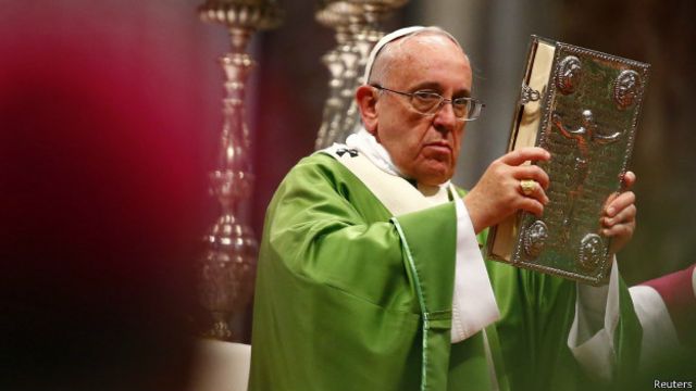 Se relajará la posición de la Iglesia Católica respecto al divorcio? - BBC  News Mundo